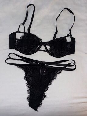 Black Lace 2 Piece Lingerie Set